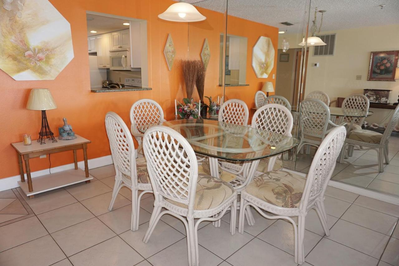 Sea Breeze Resort By Travel Resort Services Madeira Beach Exterior foto