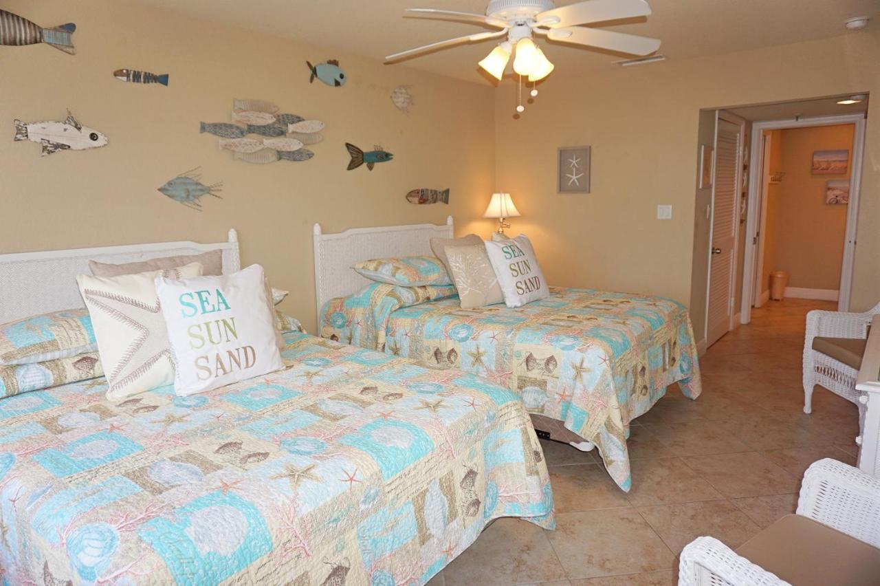 Sea Breeze Resort By Travel Resort Services Madeira Beach Exterior foto