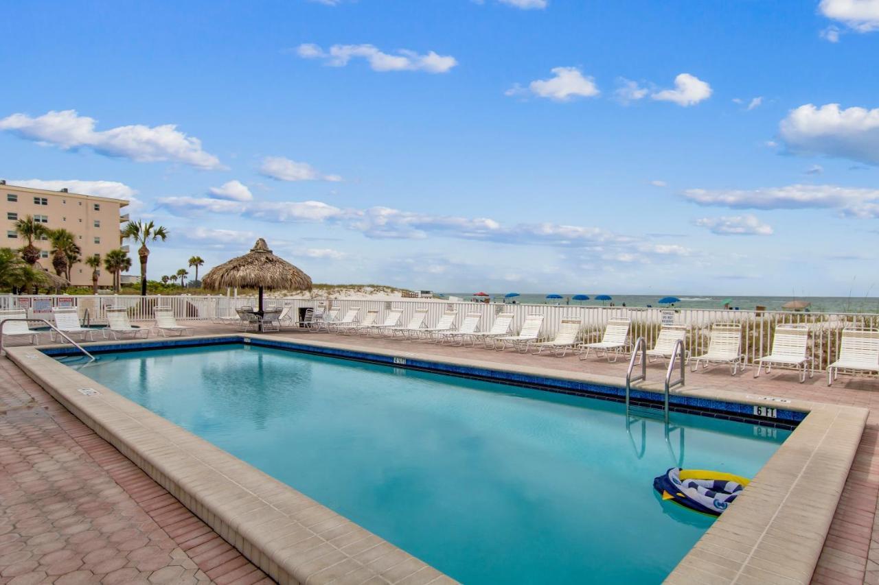 Sea Breeze Resort By Travel Resort Services Madeira Beach Exterior foto